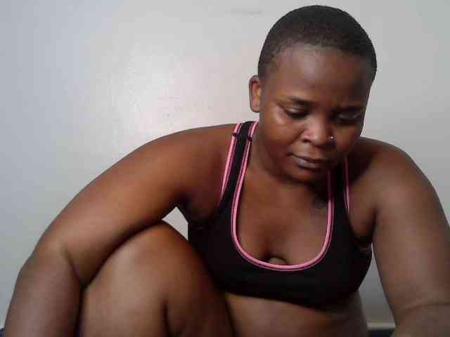 Queen-venny webcam