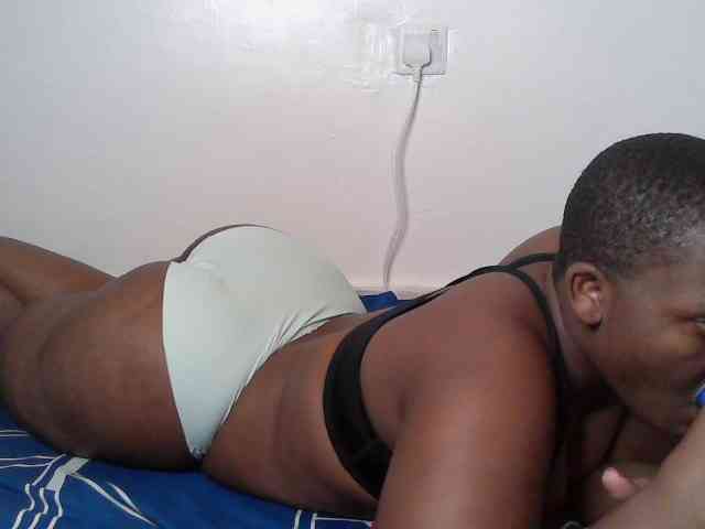 Queen-venny webcam