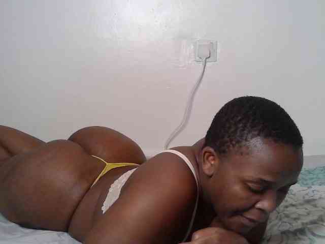 Queen-venny webcam