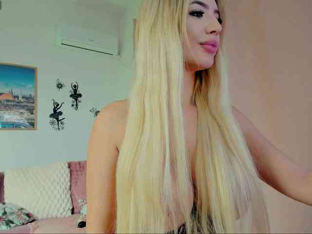 AryaNaughty webcam