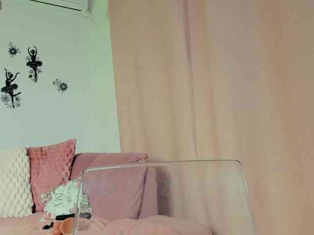 AryaNaughty webcam