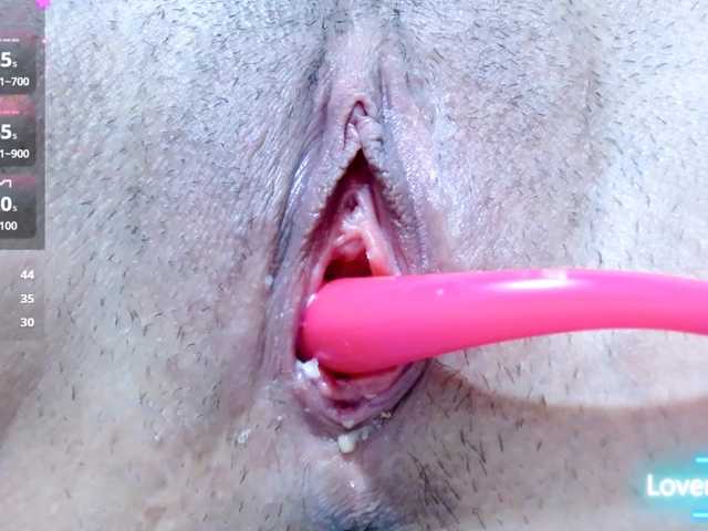 carolinasquirt18 live cam on BongaCams