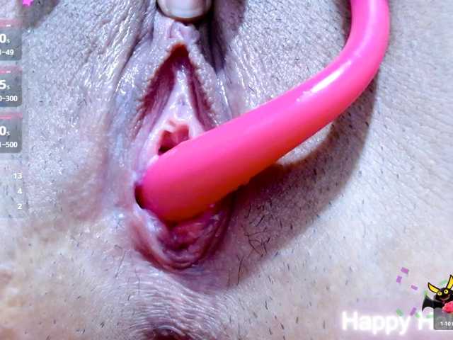 carolinasquirt18 live cam on BongaCams