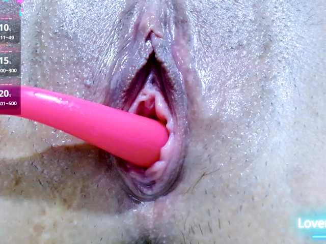 carolinasquirt18 live cam on BongaCams