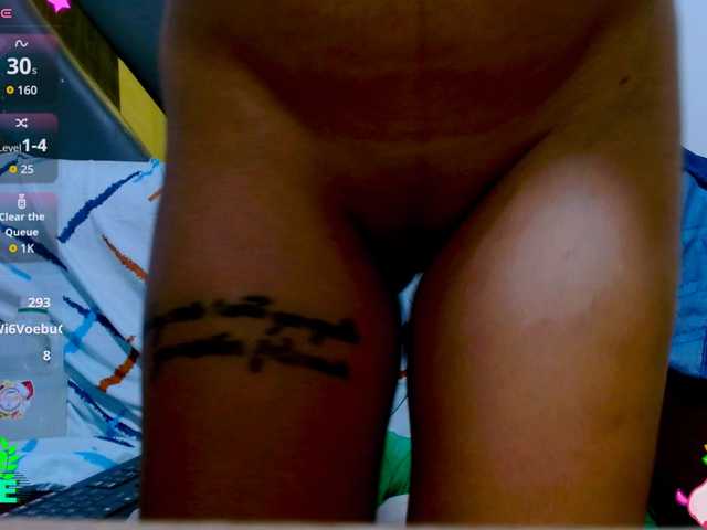 carolinasquirt18 live cam on BongaCams