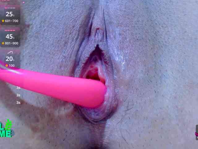 carolinasquirt18 webcam