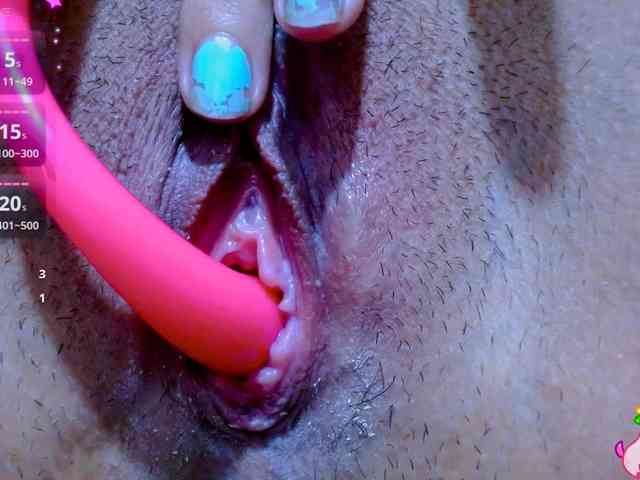 carolinasquirt18 webcam