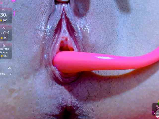 carolinasquirt18 webcam