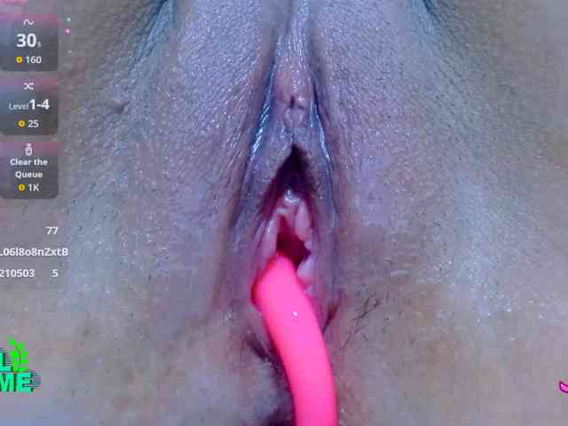 carolinasquirt18 webcam