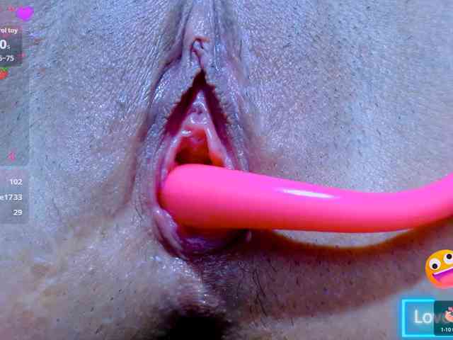 carolinasquirt18 webcam