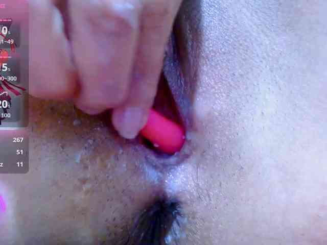 carolinasquirt18 webcam