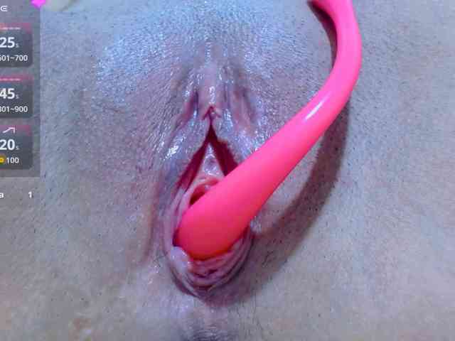 carolinasquirt18 webcam