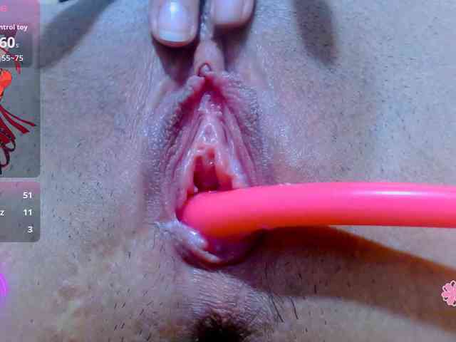 carolinasquirt18 webcam