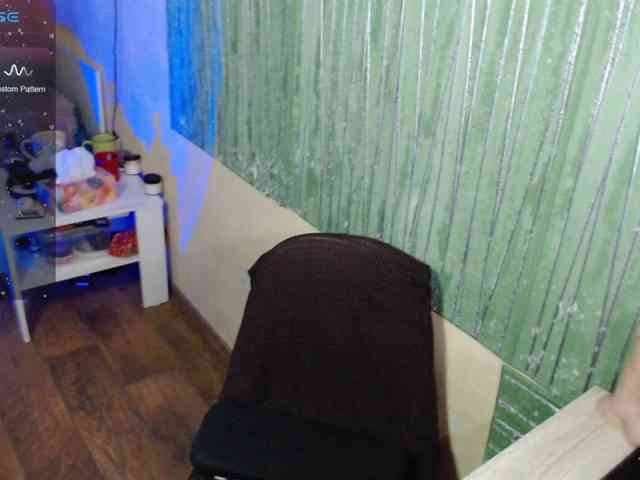 missEllaElla webcam