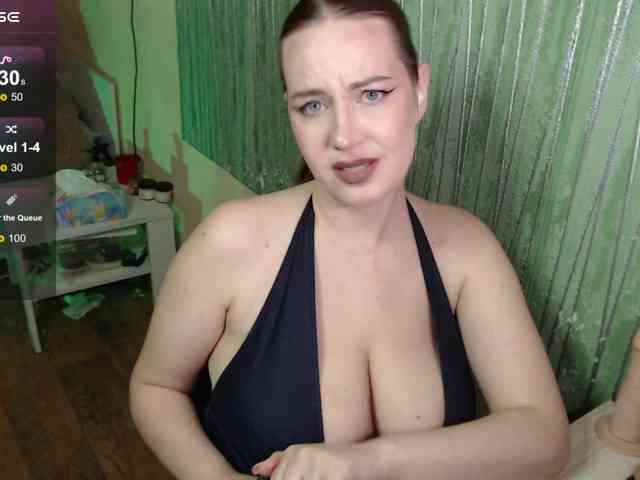 missEllaElla webcam
