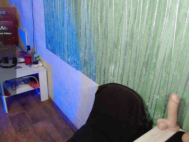missEllaElla webcam