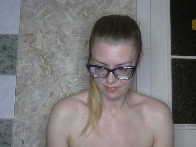 Kitty-Love27 live cam on BongaCams