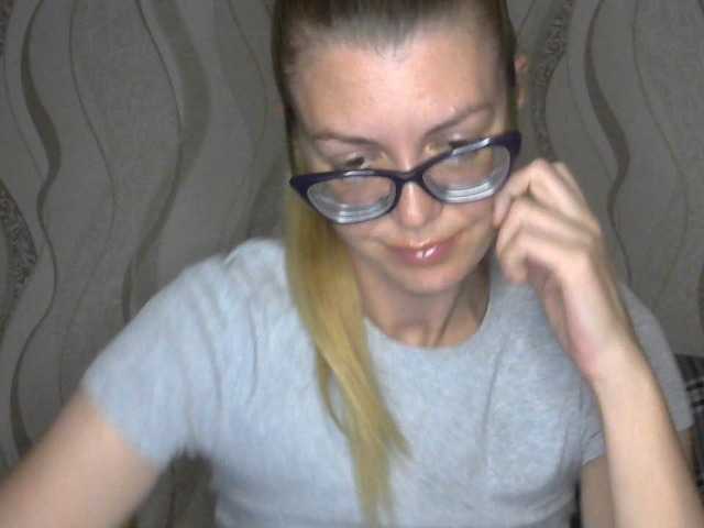 Kitty-Love27 live cam on BongaCams