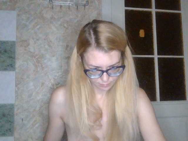 Kitty-Love27