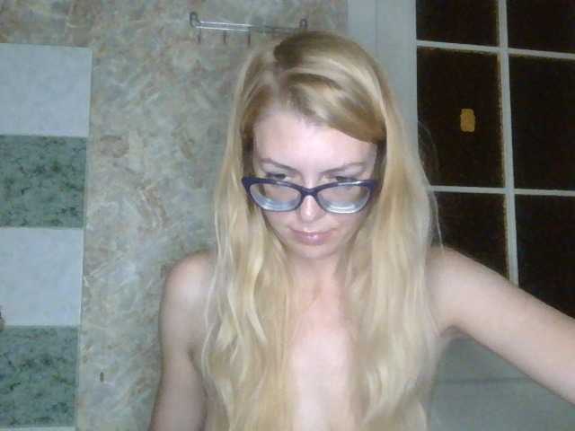 Kitty-Love27