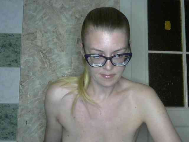 Kitty-Love27 webcam