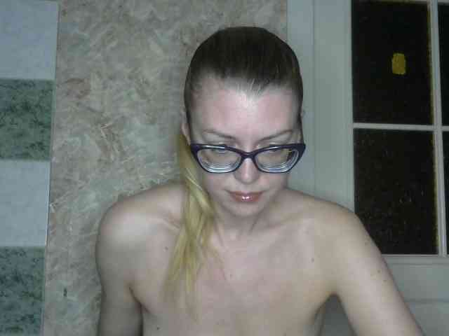 Kitty-Love27 webcam