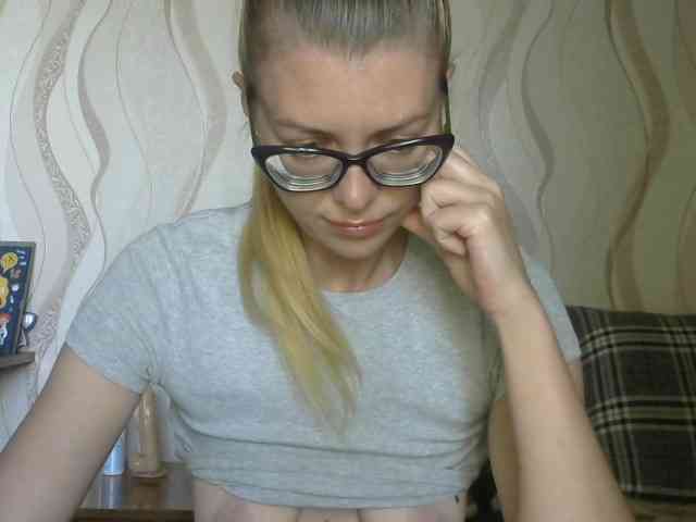 Kitty-Love27 webcam