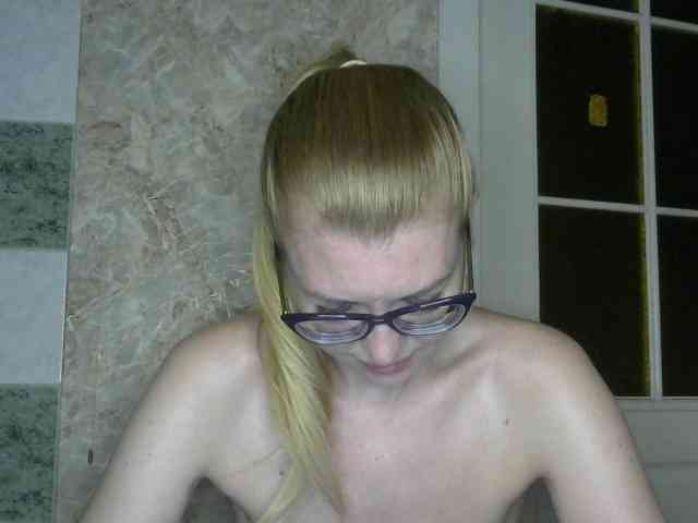 Kitty-Love27 webcam