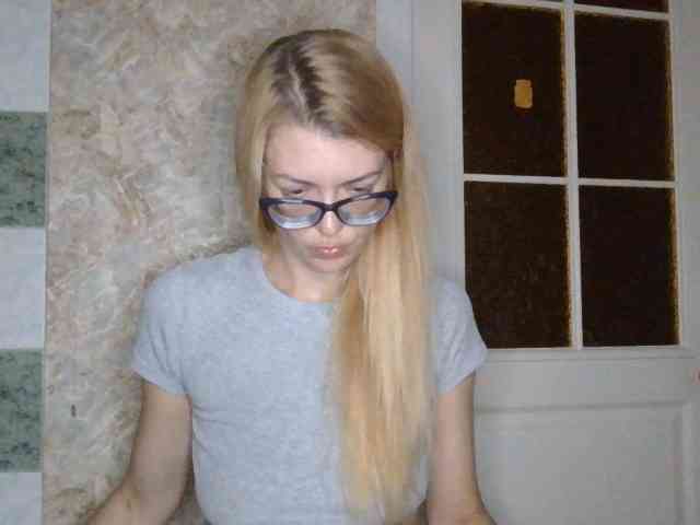 Kitty-Love27 webcam
