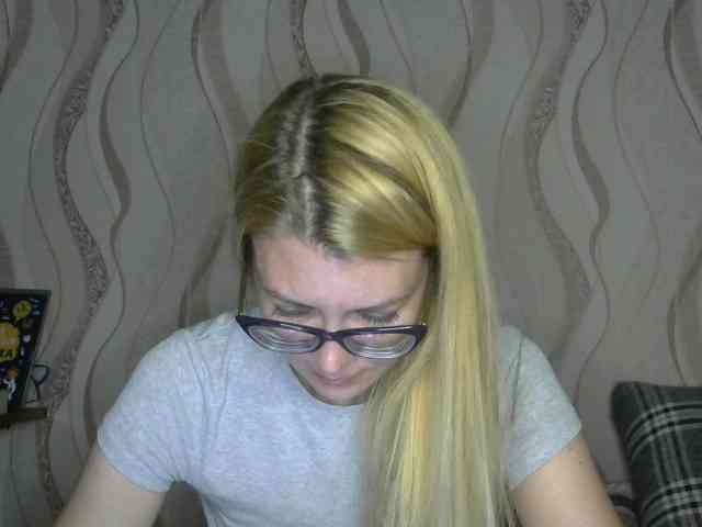 Kitty-Love27 webcam