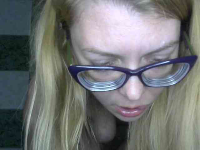 Kitty-Love27 webcam