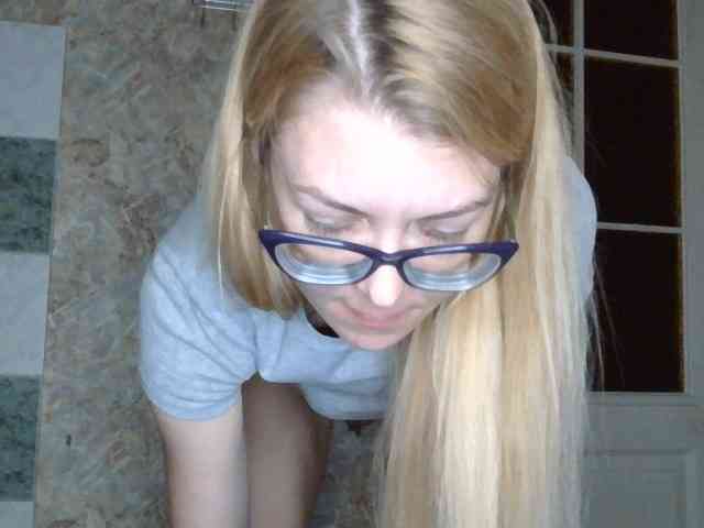 Kitty-Love27 webcam