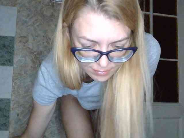 Kitty-Love27 webcam