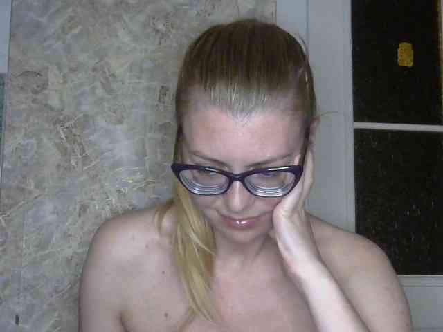 Kitty-Love27 webcam