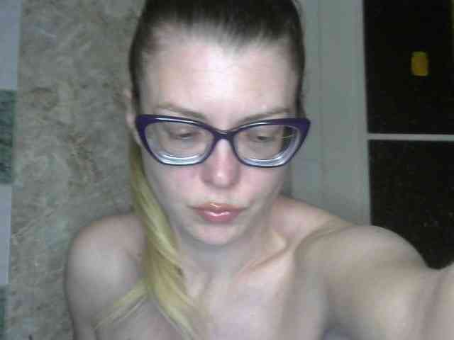 Kitty-Love27 webcam