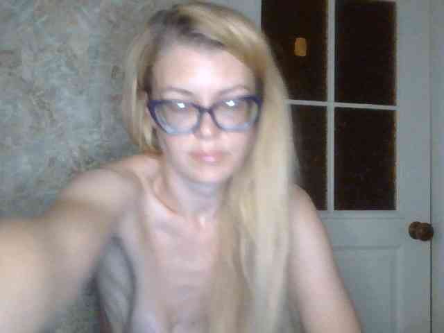 Kitty-Love27 webcam