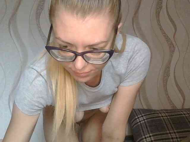 Kitty-Love27 webcam
