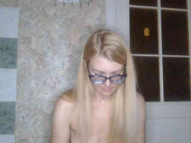 Kitty-Love27 webcam
