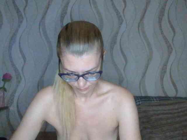 Kitty-Love27 webcam