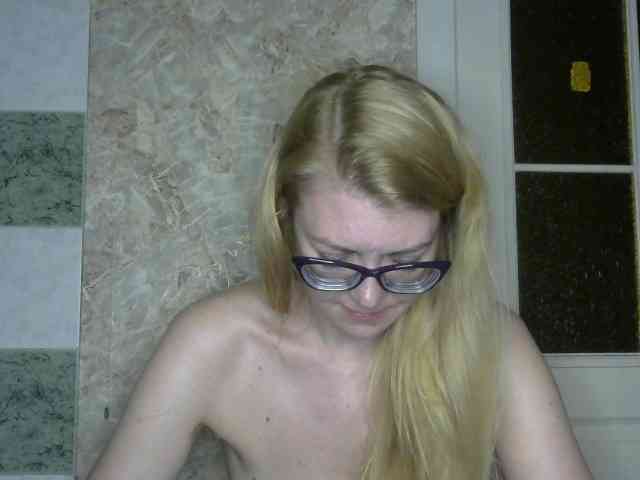Kitty-Love27 webcam