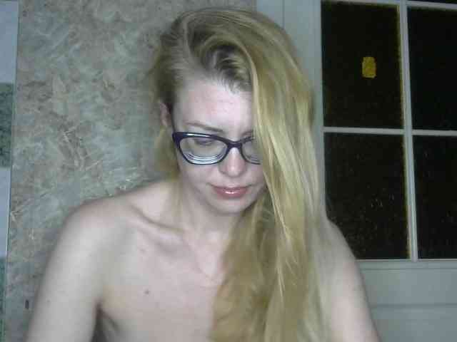 Kitty-Love27 webcam