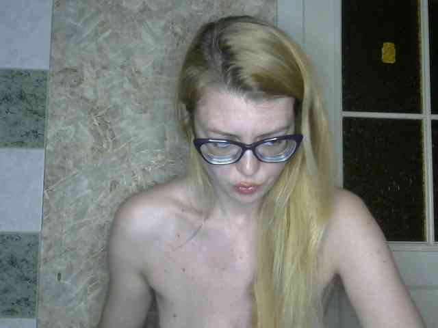 Kitty-Love27 webcam