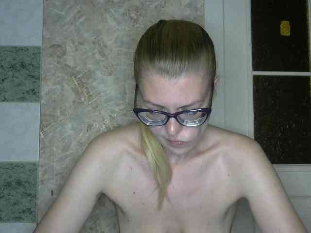 Kitty-Love27 webcam