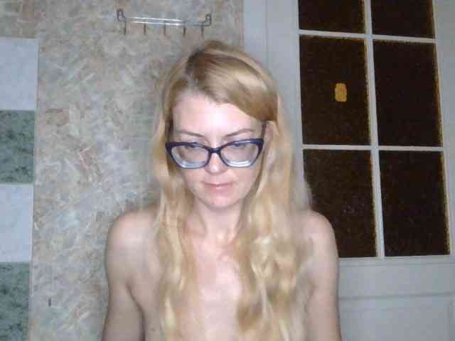 Kitty-Love27 webcam