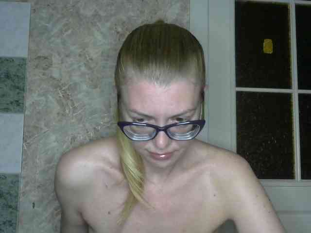 Kitty-Love27 webcam