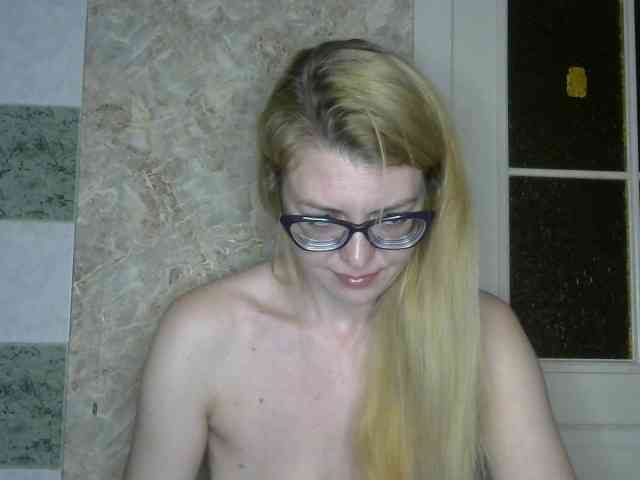 Kitty-Love27 webcam