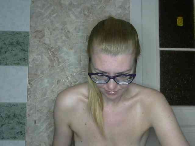 Kitty-Love27 webcam