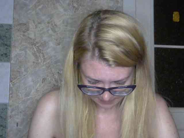 Kitty-Love27 webcam