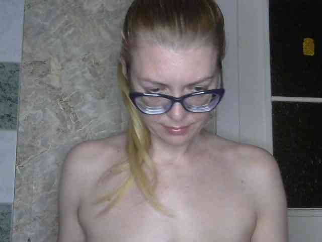 Kitty-Love27 webcam