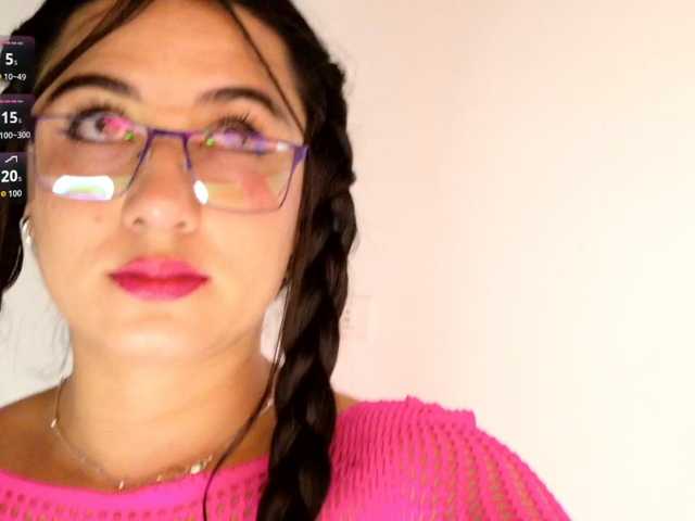 gigi-loved live cam on BongaCams